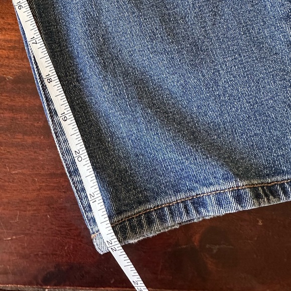 Abercrombie & Fitch High Rise Mom Jeans Distressed Blue Denim Size 30 - Picture 6 of 8